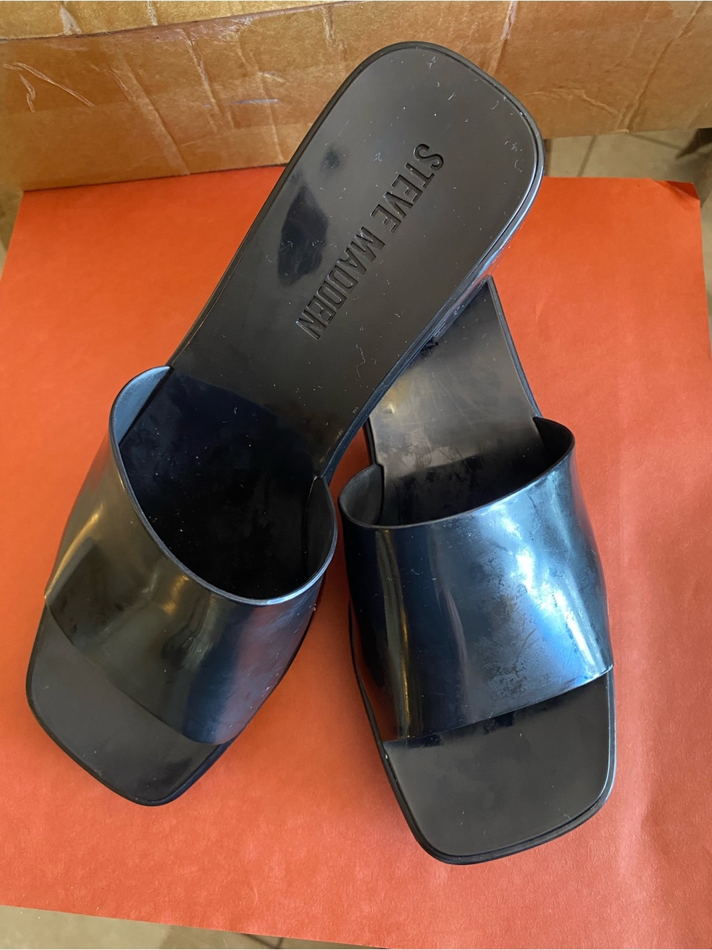 Steve Madden Black Hirlin Slip On Sandals Size 7